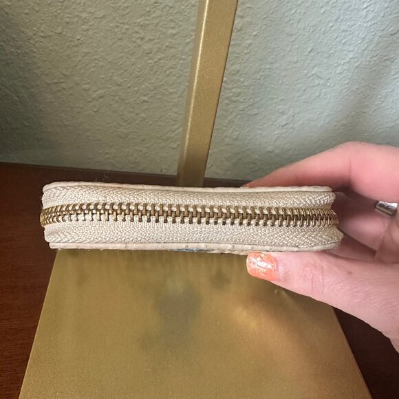 MCM Visetos Pattern Bunny Compact Wallet - NWOT - Picture 5 of 9